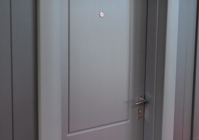 АНТРАЦИТ – цветът, който пренаписва усещането за дом!